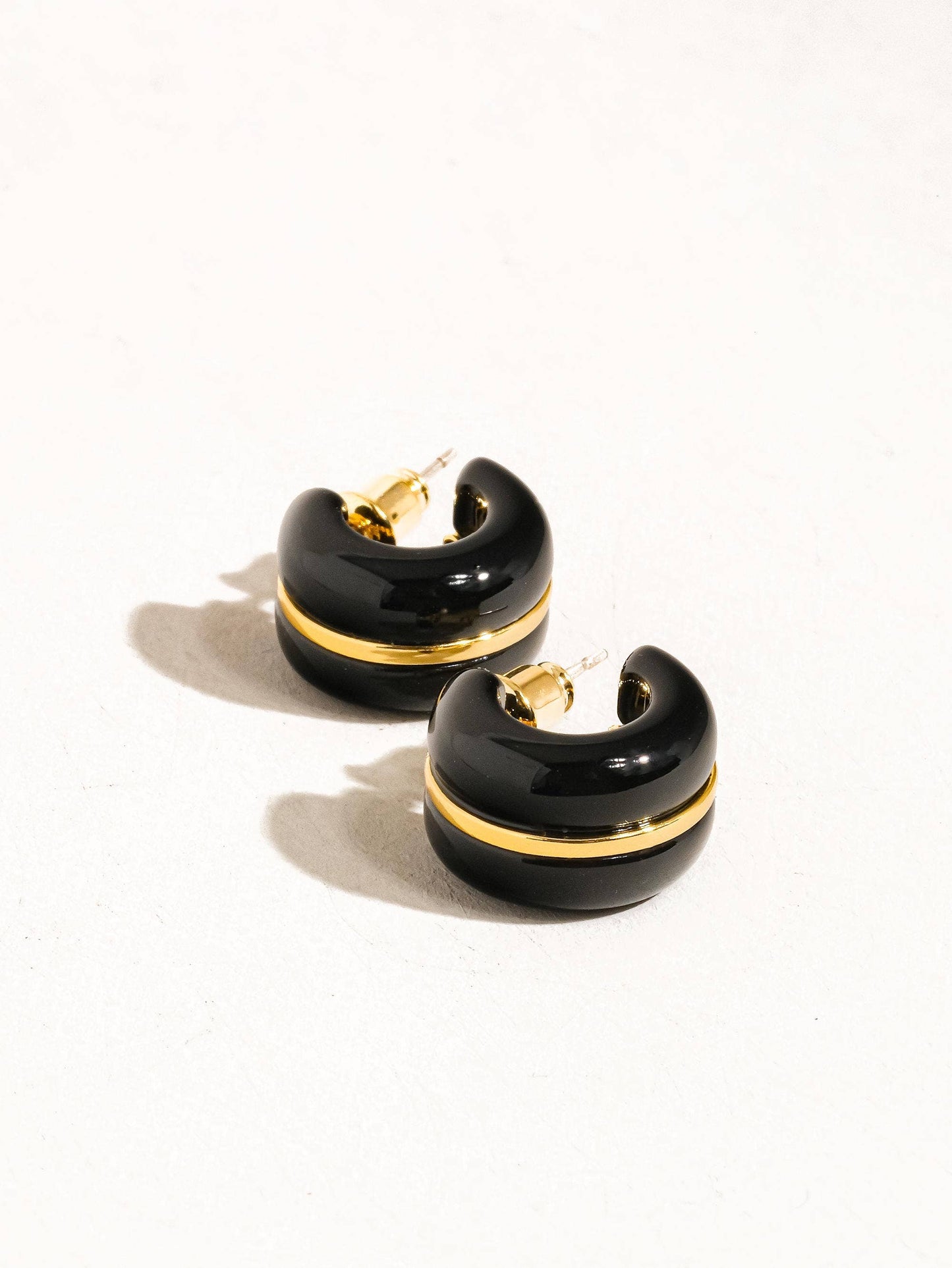 Arlo Black + 18K Gold Hoop Earring